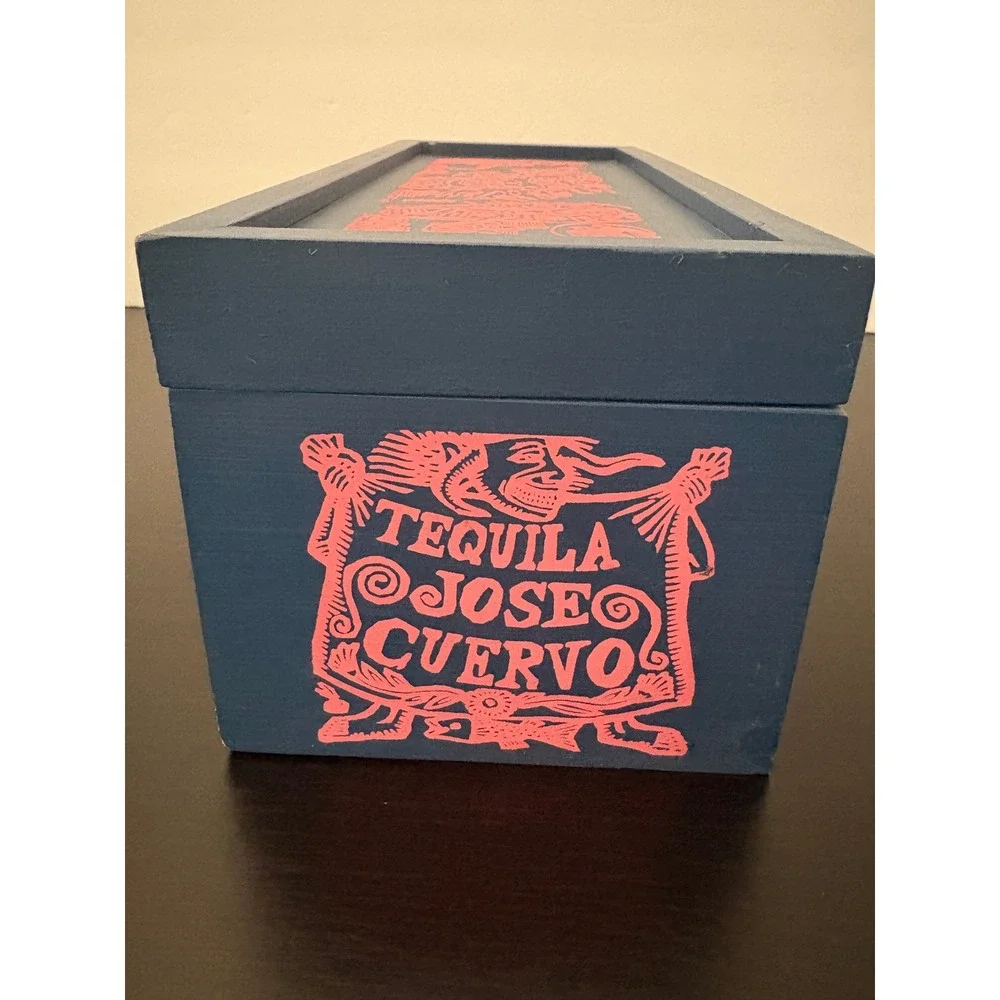 Jose Cuervo Reserva De La Familia 1997 Wood Box Artemio Rodriguez Blue Pink Art